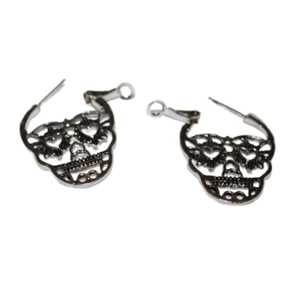 Skull Punk Hoop Earrings - Picture 7 of 16
